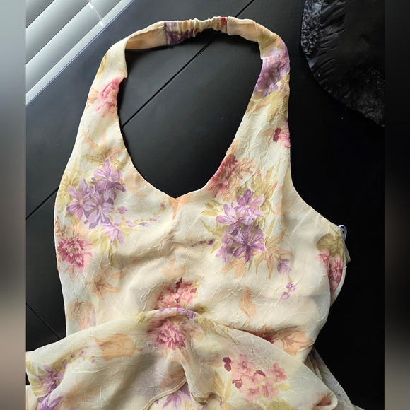 Lovely Soft Yellow S Dress Like New - Picture 7 of 7